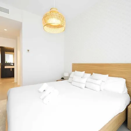 Espectacular Bajo Con Jardin En 1ª Linea De Playa 토레몰리노스